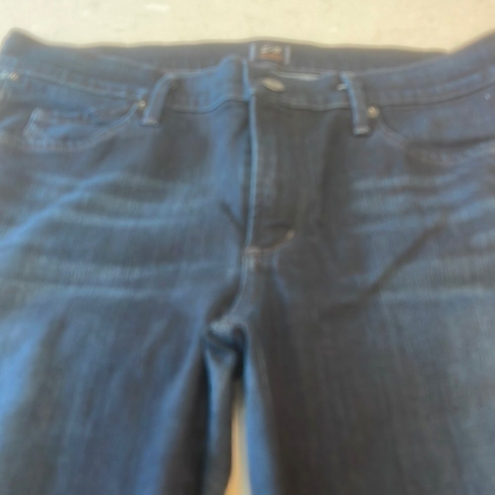 Citizen of Humanity avedon low rise skinny leg size 31 comfortable nice wash.